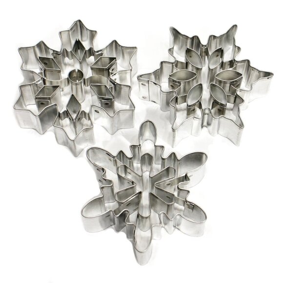 R&M Int'l Snowflake 3" Cookie Cutters w with Interior Cut-Outs - 3 Pc Set - Picture 2 of 3